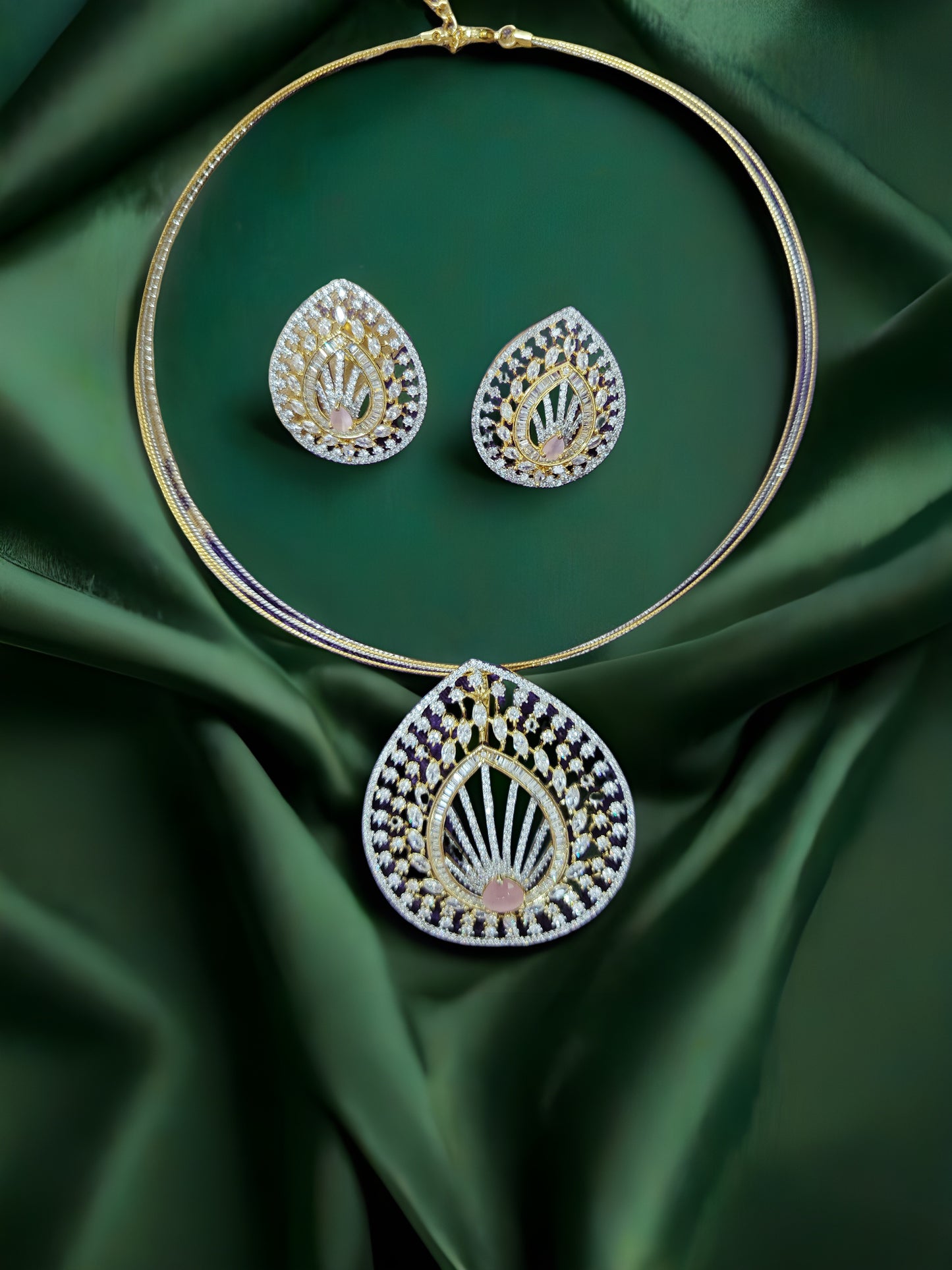 Pink Stone Geometric Gold Diamond  Jewellery Set